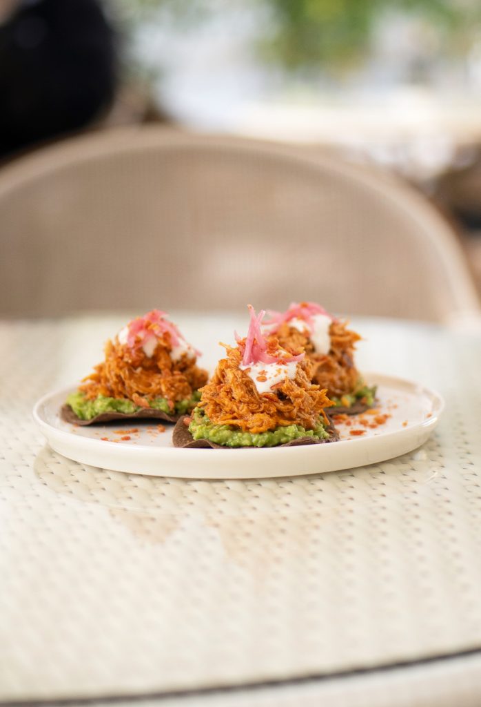 Edited in Tezza with: Brillo, Temperatura, & Recortar